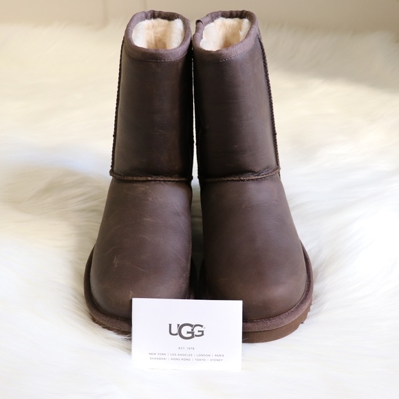 UGG Shoes - UGG Australia Classic Short Leather Boot Sz 5 ✨